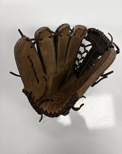 Nokona Alpha Select S200 LH Infield Baseball Glove 11.5" (Used)