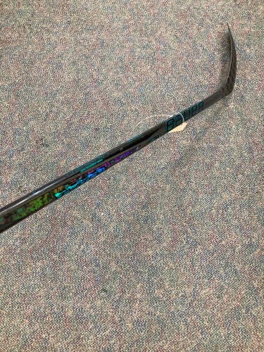 Bauer Twitch Hockey Stick | RH Youth 30 Flex P92