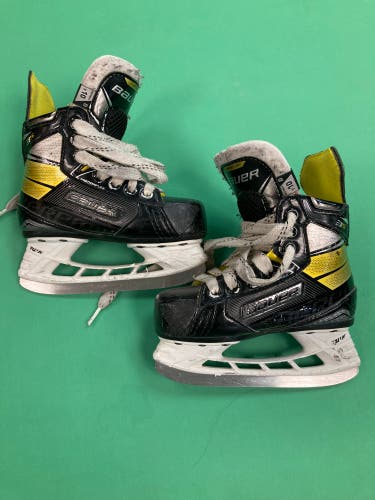Youth Bauer Supreme 3S Hockey Skates 10 (Used)