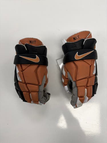 Nike Vapor Elite Lacrosse Gloves Small (Used)