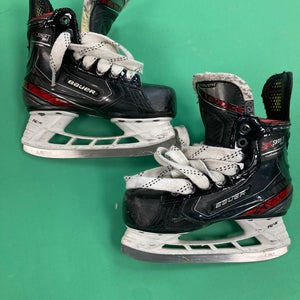 Youth Bauer Vapor X Shift Pro Hockey Skates 12.5 (Used)