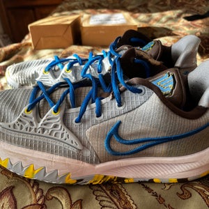 Nike Kyrie 4 Low Light Armory Blue Size M 10.0 (W 11.0) Shoes (Used)