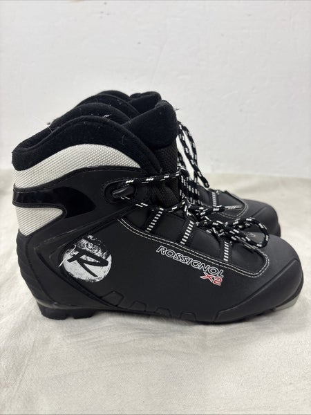 Euro Size 38 U.S. Size 6 Rossignol X2 Cross Country Ski Boots