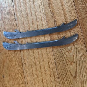 Hockey steel blade set for sale.  Fly x 221 mm
