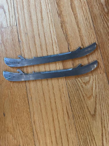 Hockey steel blade set for sale. Fly x 221 mm
