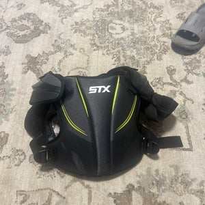 Youth Large STX Stallion 200 Shoulder Pads (Used)