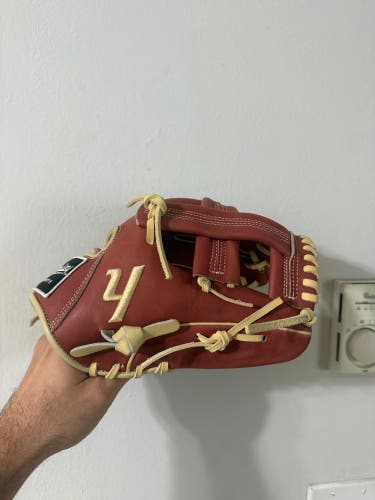 Yardley custom RH Infield Baseball Glove 11.75" (New)