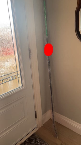 Intermediate Bauer Vapor FlyLite Right Handed Hockey Stick P92 55 Flex (New)