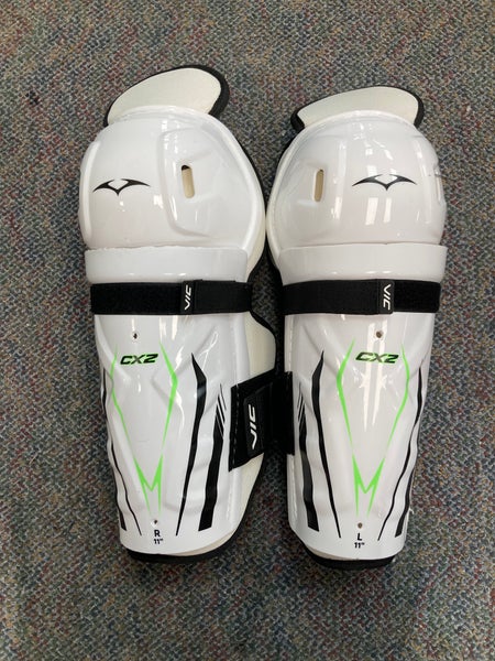 Vic CX2 Shin Pads | 11”