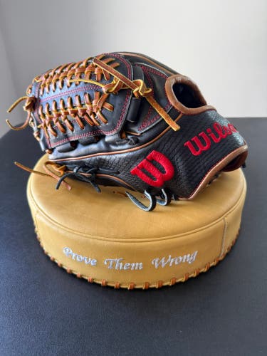 Wilson A2K LH Pitcher's Baseball Glove 11.75" (Used)