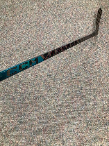 CCM Vizion Hockey Stick | LH Intermediate 55 Flex P29+1/4
