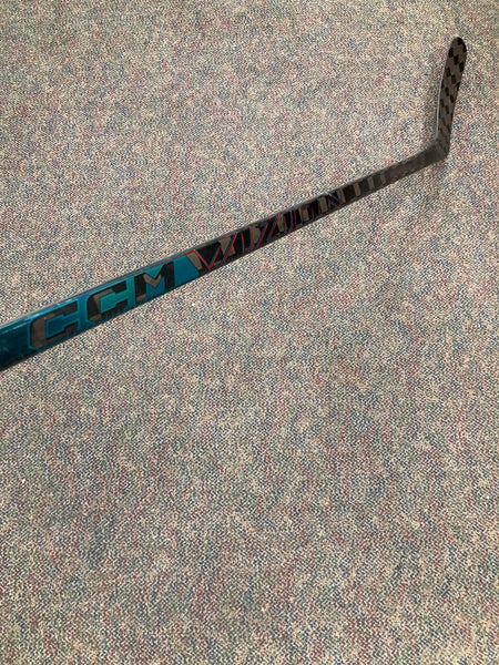 CCM Vizion Hockey Stick | LH Intermediate 55 Flex P29+1/4