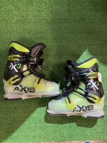 Kids Axis AX3 Ski Boots - Mondo 23.5 | 267mm (Used)