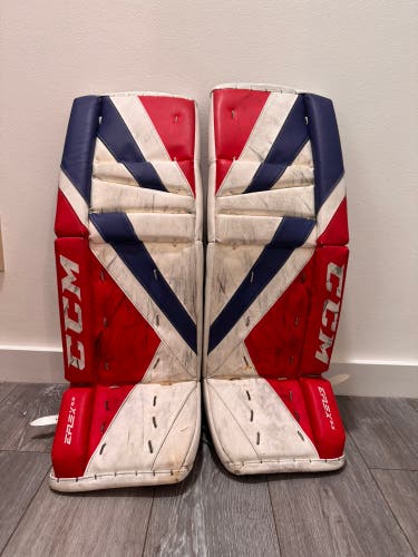 30" CCM Extreme Flex 5.5 Goalie Leg Pads (Used)