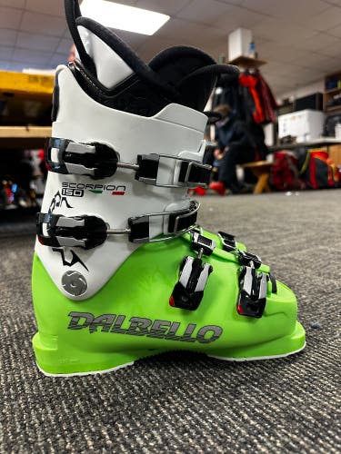 Mondo 24 & 24.5 Unisex Dalbello Scorpion DRS Racing Ski Boots (New)