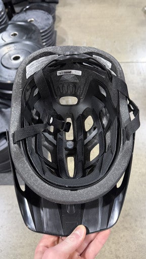 Used Giro BIKE HELMET Bike Helmet Black One Size 11605-S000210973