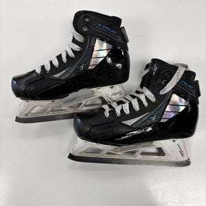 2021 True TF7 Hockey Goalie Skates Size 4 (Used)