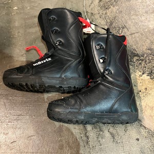 Matrix 580 JR Snowboard Boots I Size 4