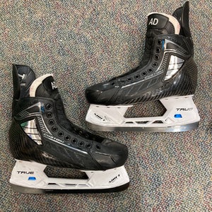 Senior True Pro Custom Hockey Skates | Size 9