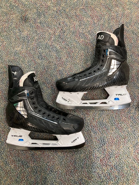 Senior True Pro Custom Hockey Skates | Size 9