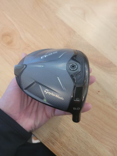 TaylorMade Qi35 Right Handed Driver 9 Loft (Used)