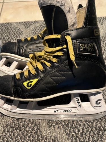 Graf Supra 703 Hockey Skates Regular Width Size 6 (Used)