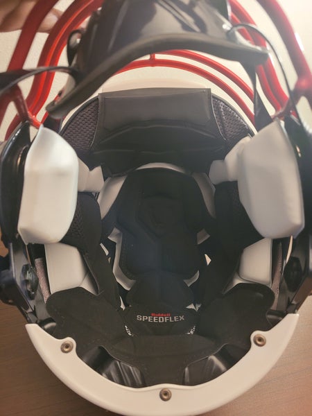 Adult Medium Riddell SpeedFlex Helmet (Used)