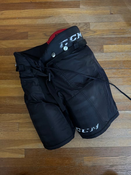 Youth Large CCM QuickLite 230 Hockey Pants (Used)