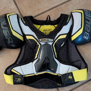 Senior Small Bauer Supreme 2S Pro Shoulder Pads