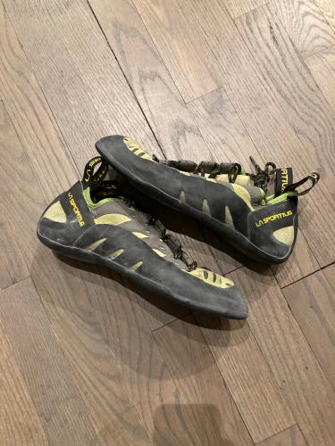 La Sportiva Tarantulace Climbing Shoes | Men's Size 10.5