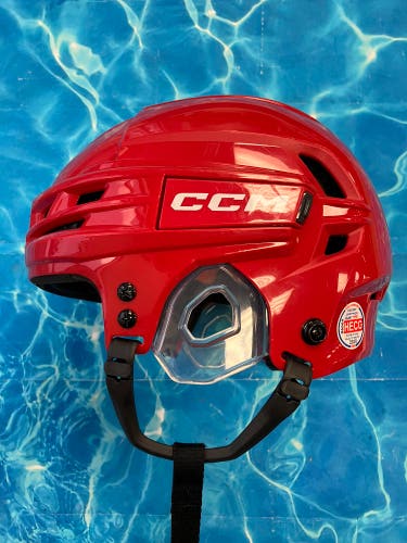 Red Small CCM Tacks 720 Helmet (Used)