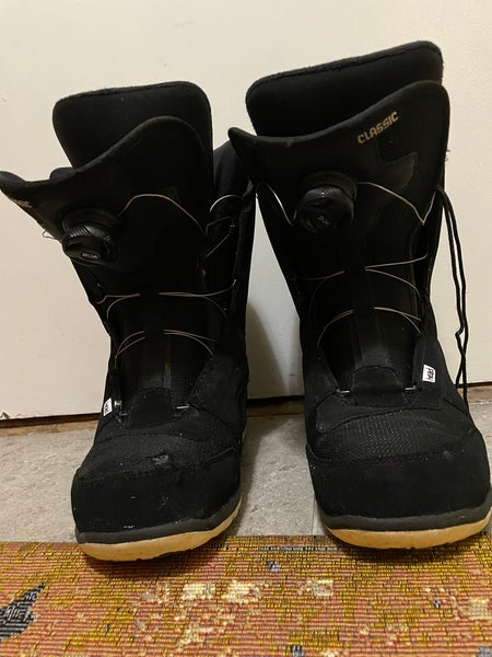Size M 8.0 (W 9.0) HEAD Snowboard Boots (Used)