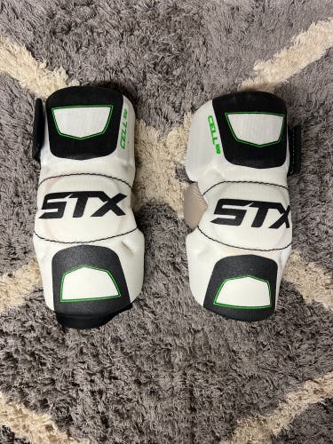 Small Youth STX Cell 100 Arm Pads (Used)