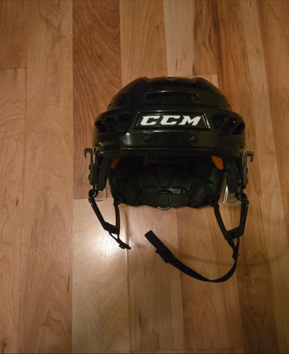 Large CCM FitLite 90 Helmet (Used)