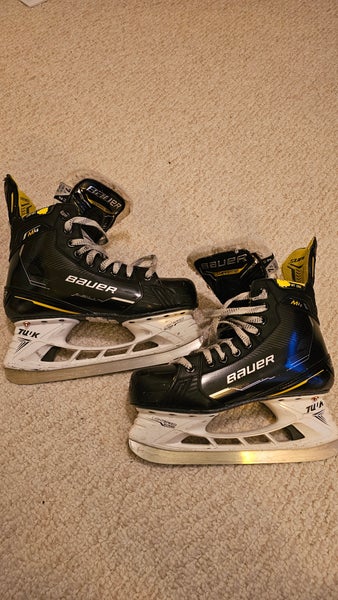 Senior Bauer Supreme M4 Hockey Skates Size 7.5 Fit 2 (Used)