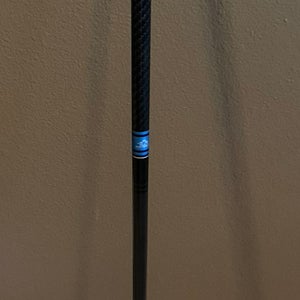 Men's Titleist 818 H1 23* Right Handed Hybrid Regular Flex 1H (Used)