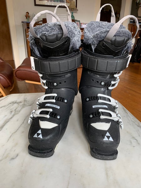 Womens, Fischer My Hybrid 100+ Vacuum Full Fit Ski Boots Medium Flex Size 25.5