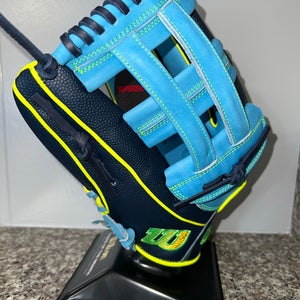 Wilson A2000 LH Outfield Baseball Glove 12.5" (New)