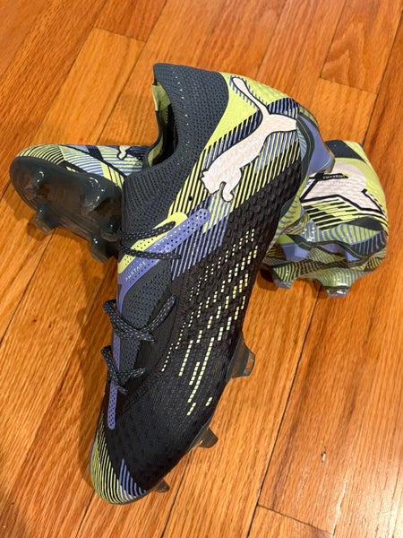 Men's Size M 10.5 (W 11.5) Puma Future 7 Ultimate Molded Cleats Cleats (New)