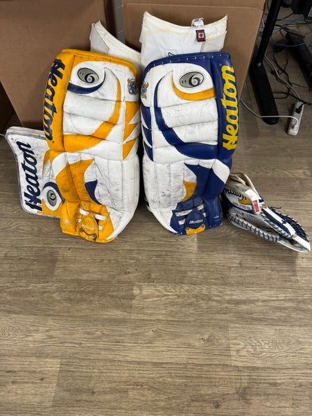 32" Heaton Helite 6 Goalie Full Set Pro Stock (Used)