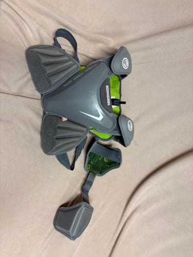 Large Adult Maverik Shoulder Pads (Used)