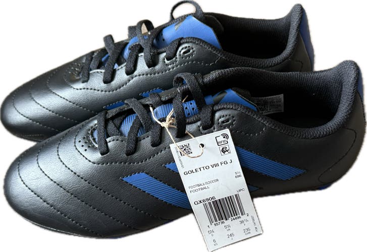 Black Kids 6Y (Big Kids / Youth) Adidas Goletto VIII Molded Cleats Cleats (New)