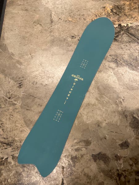 used yes snowboards Yes. Basic Snowboard 2024