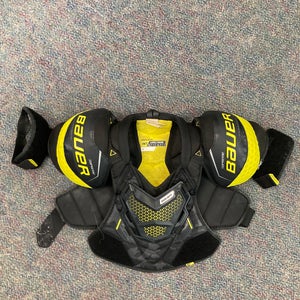 Bauer Supreme Ignite Pro Shoulder Pads | Intermediate Large