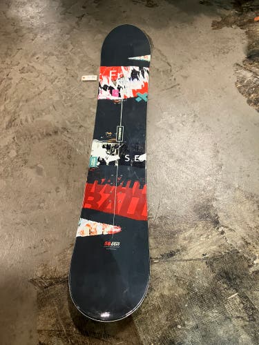 Men's 158cm Gravity Madball Snowboard I Without Bindings (Used)