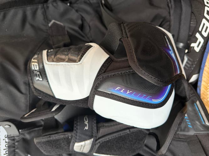 Senior Large Bauer Vapor Flylite Elbow Pads (Used)