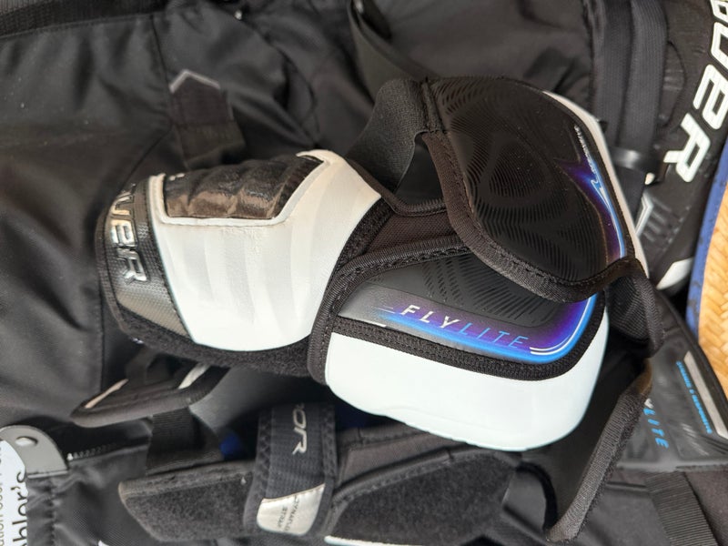 Senior Large Bauer Vapor Flylite Elbow Pads (Used)
