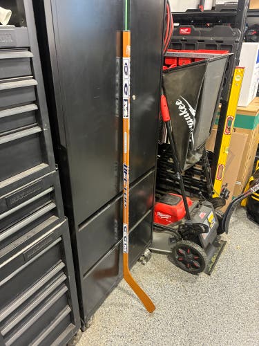 Senior CCM Vector V100 Left Hand Hockey Stick 85 Flex (New)