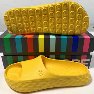 G/Fore G/Slide Shoes Yellow Men's SZ 9 (G4MS22F26)