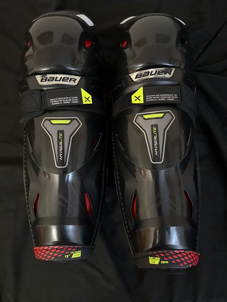 Senior Bauer Vapor Hyperlite 13" Shin Pads (Used)